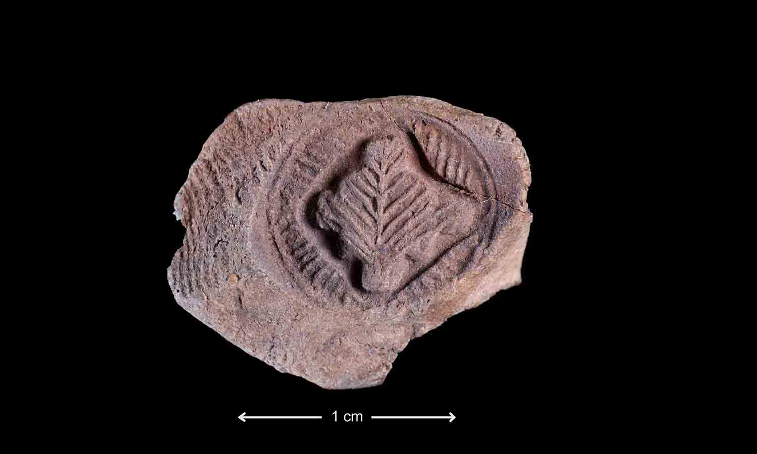 Middle Bronze Age (19th-18th century BC). Clay administrative document associated with the Minoan palace of Knossos.